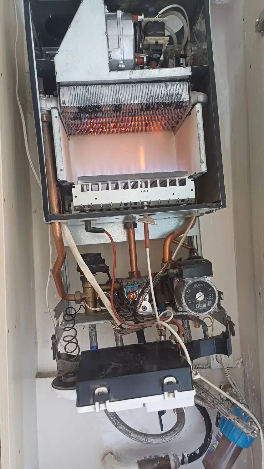 تعمیرات انواع پکیج  بوتان  وایران رادیاتور|خدمات پیشه و مهارت|پردیس, فاز ۸|دیوار