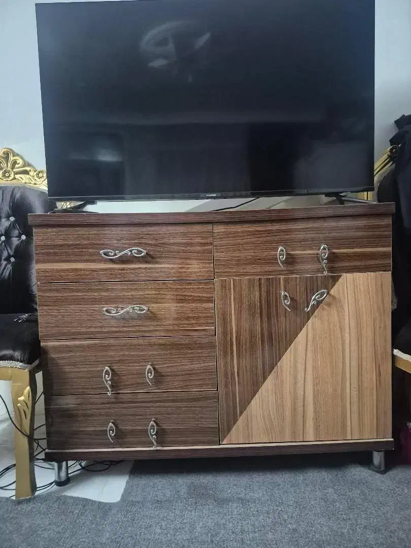 تخت خواب 2نفره و اینه داور|تخت و سرویس خواب|مشهد, هفده شهریور|دیوار