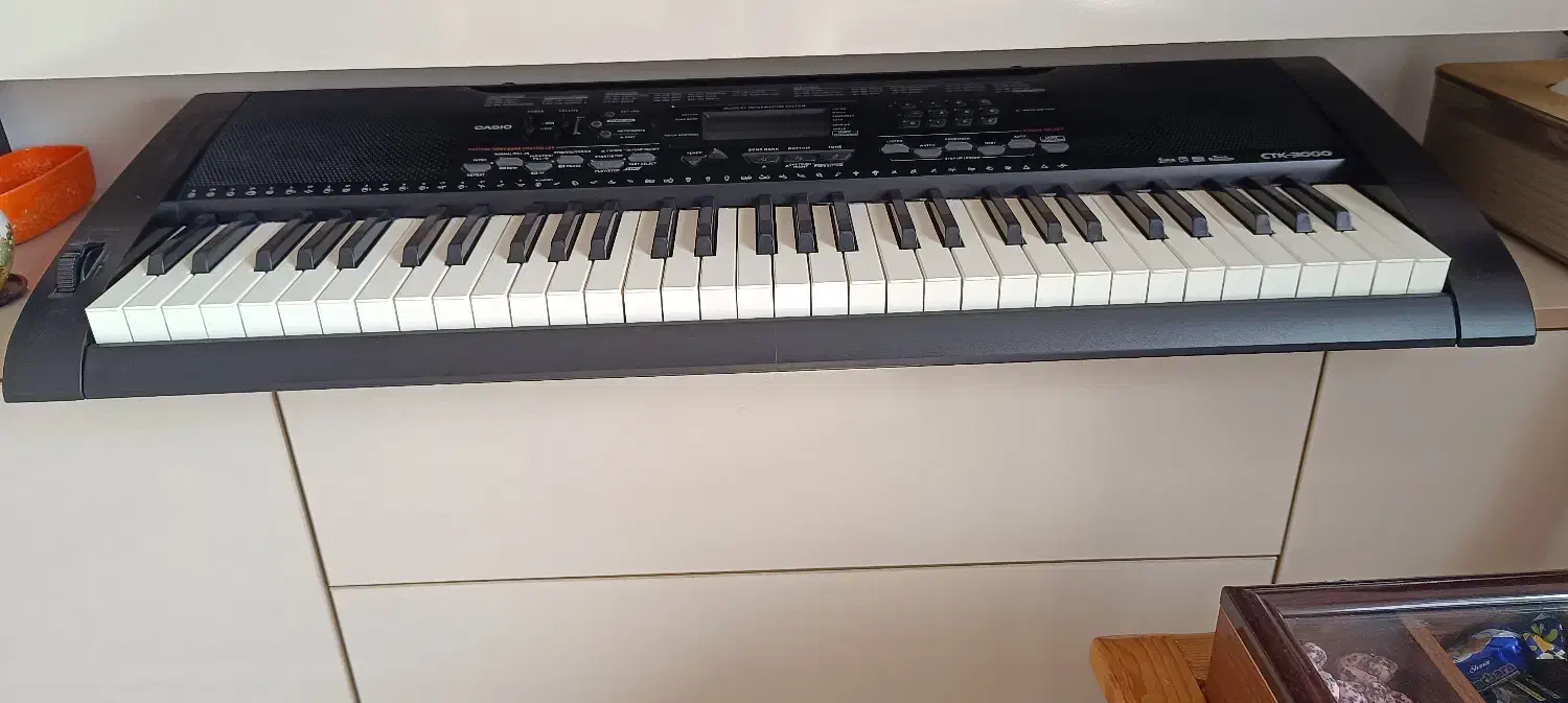 یک عدد کیبورد casio مدل ctk3000|پیانو، کیبورد، آکاردئون|رشت, پیله داربن|دیوار