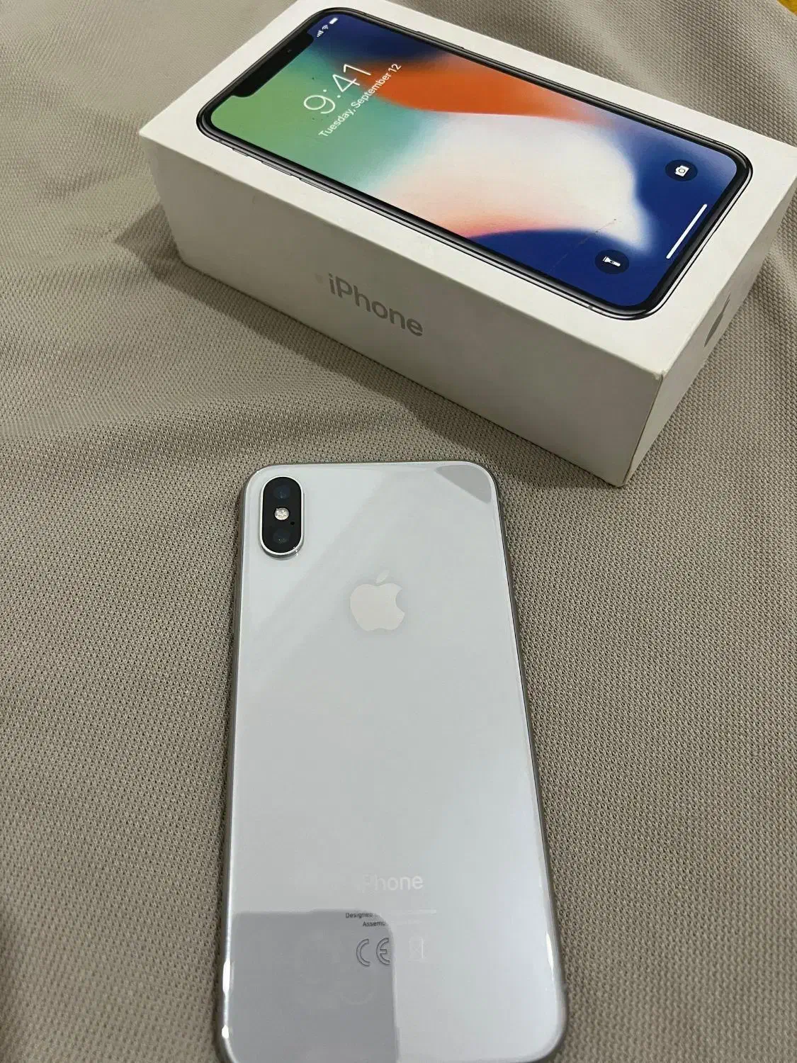 گوشی x ال‌سی‌دی شکسته|موبایل|مهر, |دیوار