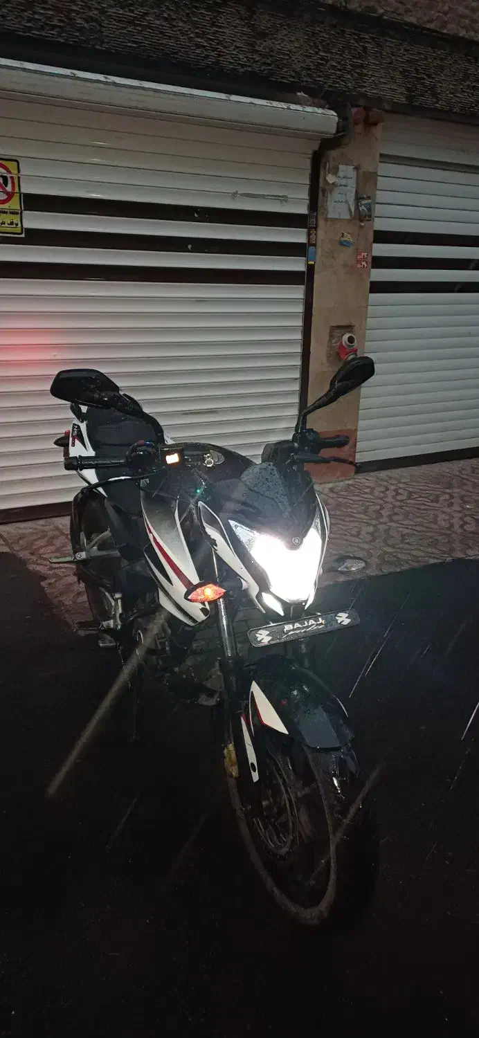 ns200مدل ۹۶ در حد صفر|موتورسیکلت|تهران, شهرک شریعتی|دیوار