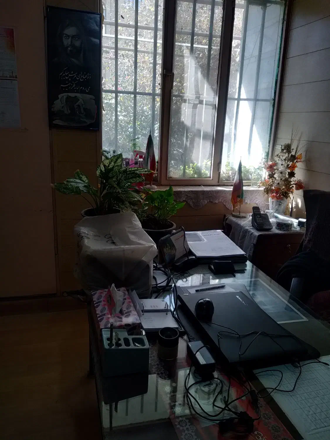 به دنبال فضای کاری حرفه ای و آرام در عصرها هستید|اجارهٔ کوتاهمدت دفتر کار و فضای آموزشی|زاهدان, |دیوار