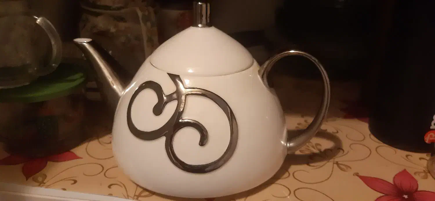 قوری چینی|قوری، کتری، قهوه‌ساز دستی|کرمانشاه, |دیوار