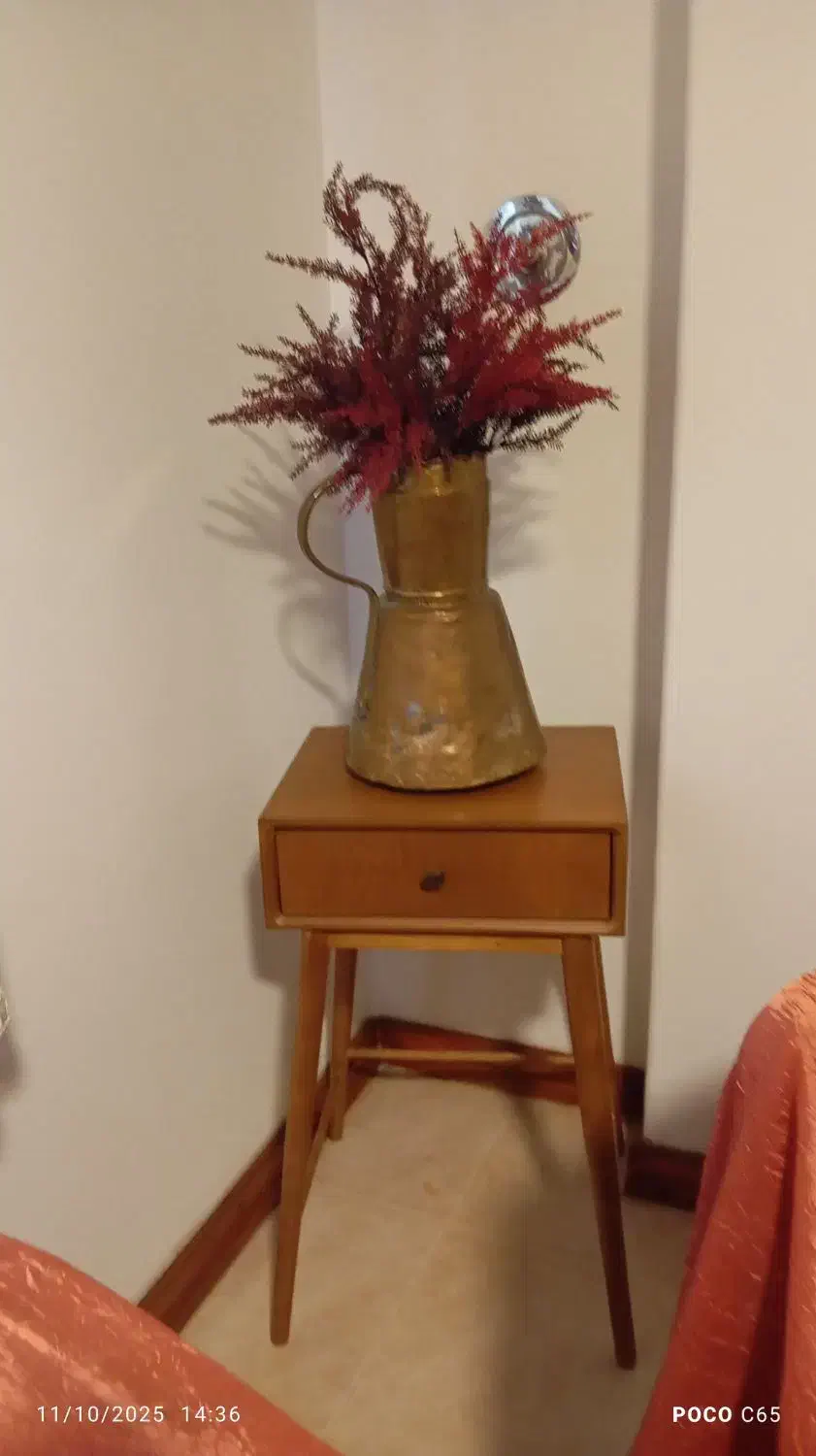 میز تلفن ویا اباژور|میز تلفن|قائم‌شهر, |دیوار