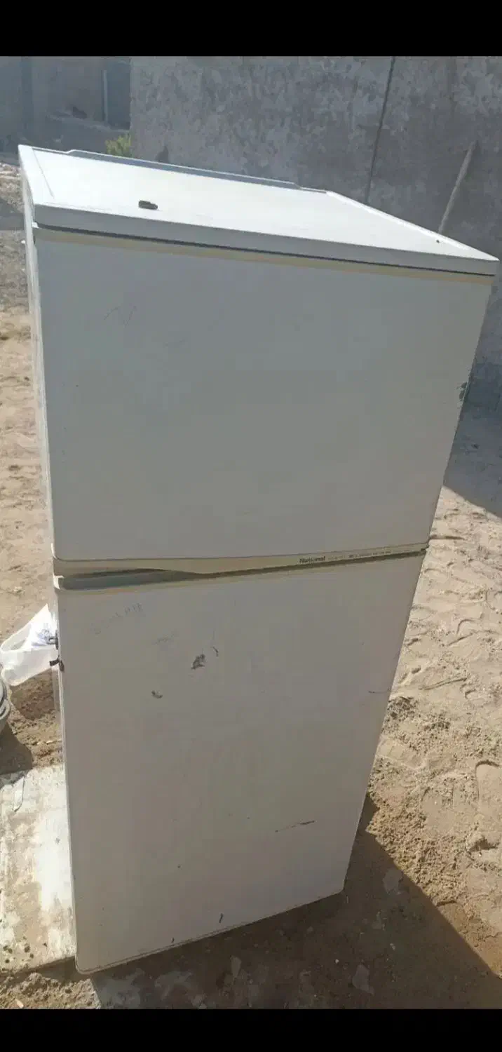 یخچال خریداریم قیمت۸۰۰ تومن فقط سوخته|خدمات پیشه و مهارت|چابهار, |دیوار