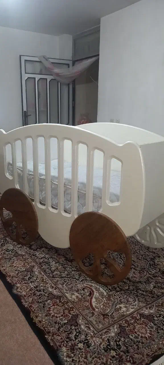 تخت کودک|تخت و سرویس خواب|آذرشهر, |دیوار