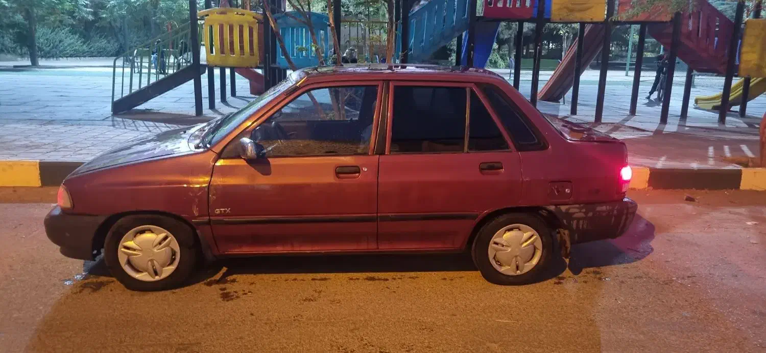 پراید قرمز مدل ۷۹ دو تیکه رنگ|خودرو سواری و وانت|کاشان, زیتون|دیوار