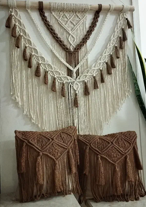 آف دیوارکوب مکرومه پرده رومیزی کوسن لوستر گیفت|صنایع دستی و سایر لوازم تزئینی|مشهد, امیریه|دیوار