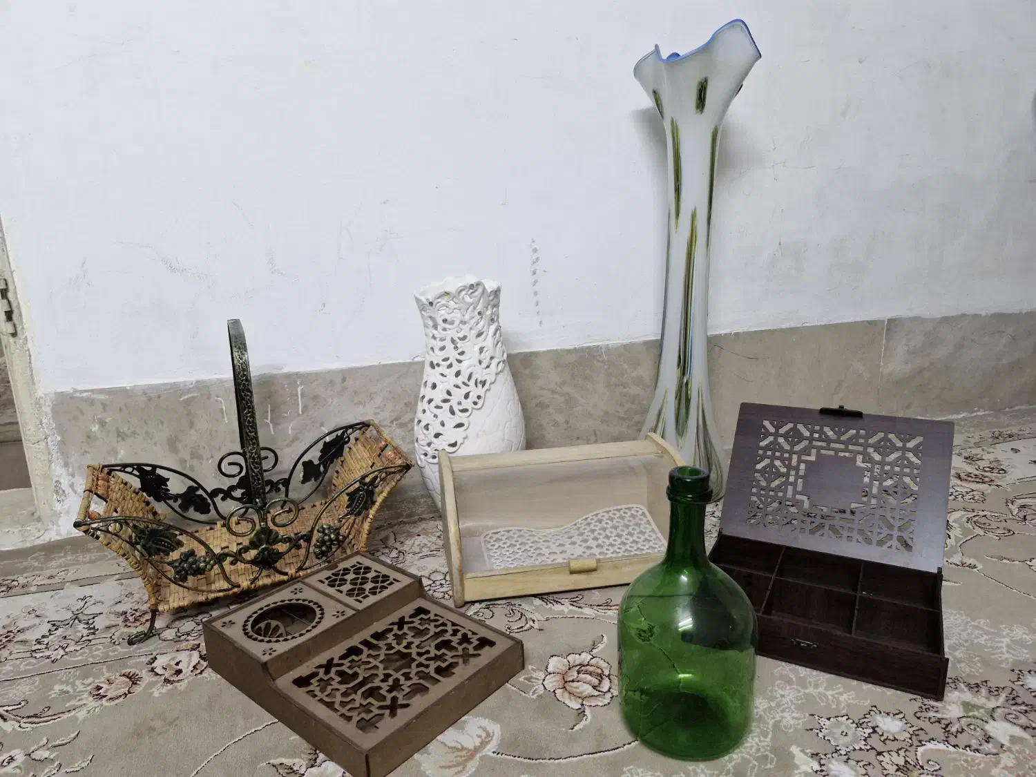 تعدادی لوازم منزل|صنایع دستی و سایر لوازم تزئینی|پاکدشت, پاکدشت (مامازند)|دیوار