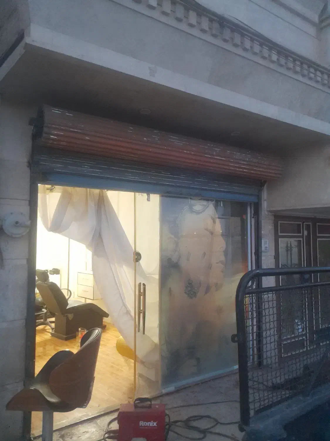 کرکره سازی (فنرکرکره) درب دستی سنتی فنر|مصالح و تجهیزات ساختمان|قم, امامزاده ابراهیم|دیوار