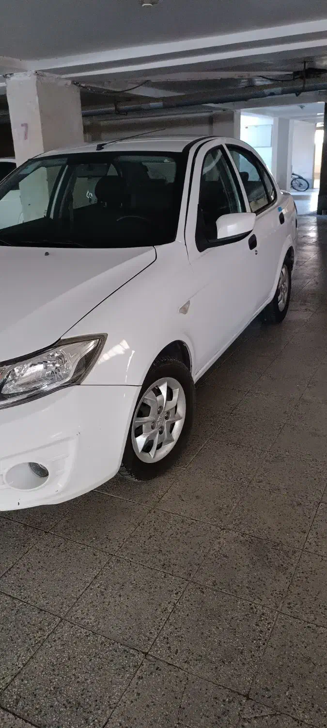 ساینا مدل 98|خودرو سواری و وانت|ساوه, |دیوار