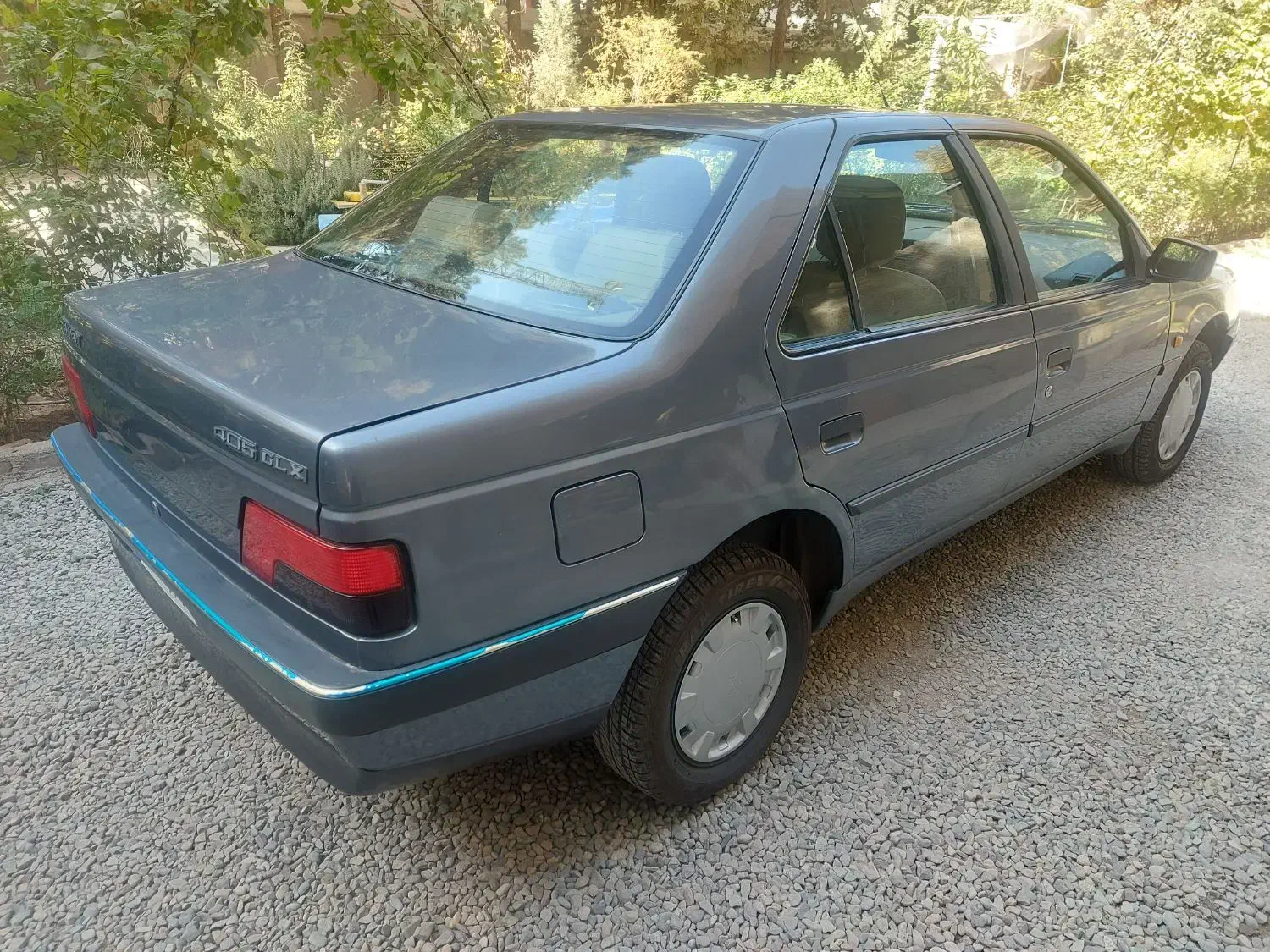 پژو ۴۰۵ مدل ۹۵ بی رنگ|خودرو سواری و وانت|محمدشهر, همایون ویلا|دیوار