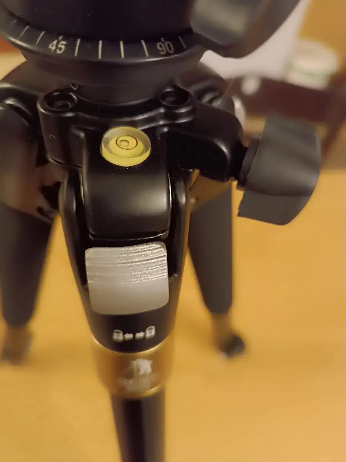 سه پایه عکاسی و فیلمبرداری|دوربین عکاسی و فیلم‌برداری|تهران, مهران|دیوار