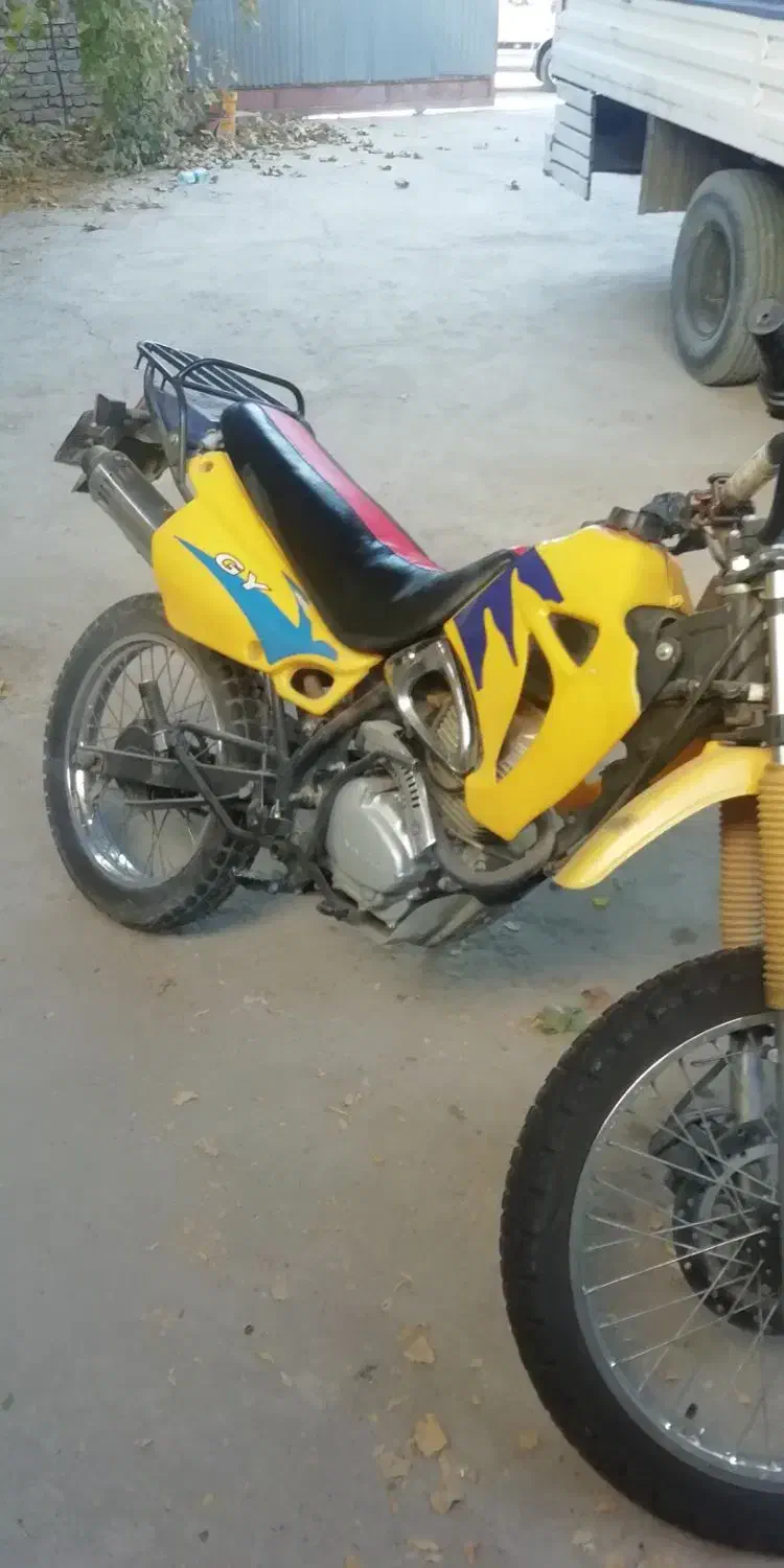 تریل GY چند سال خواب|موتورسیکلت|کرمان, |دیوار