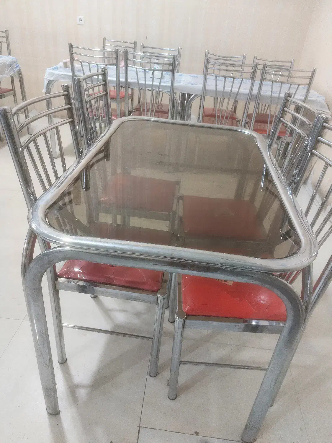 میز و صندلی رستورانی|میز و صندلی غذاخوری|فردوس (خراسان), |دیوار