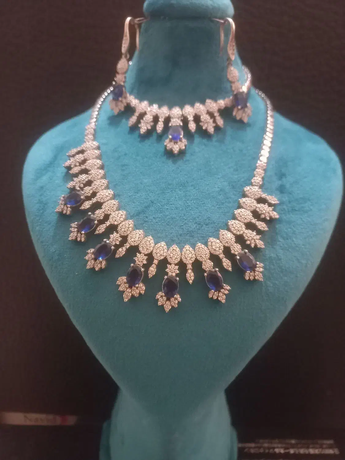 ست نقره مجلسی|جواهرات|دوگنبدان, |دیوار