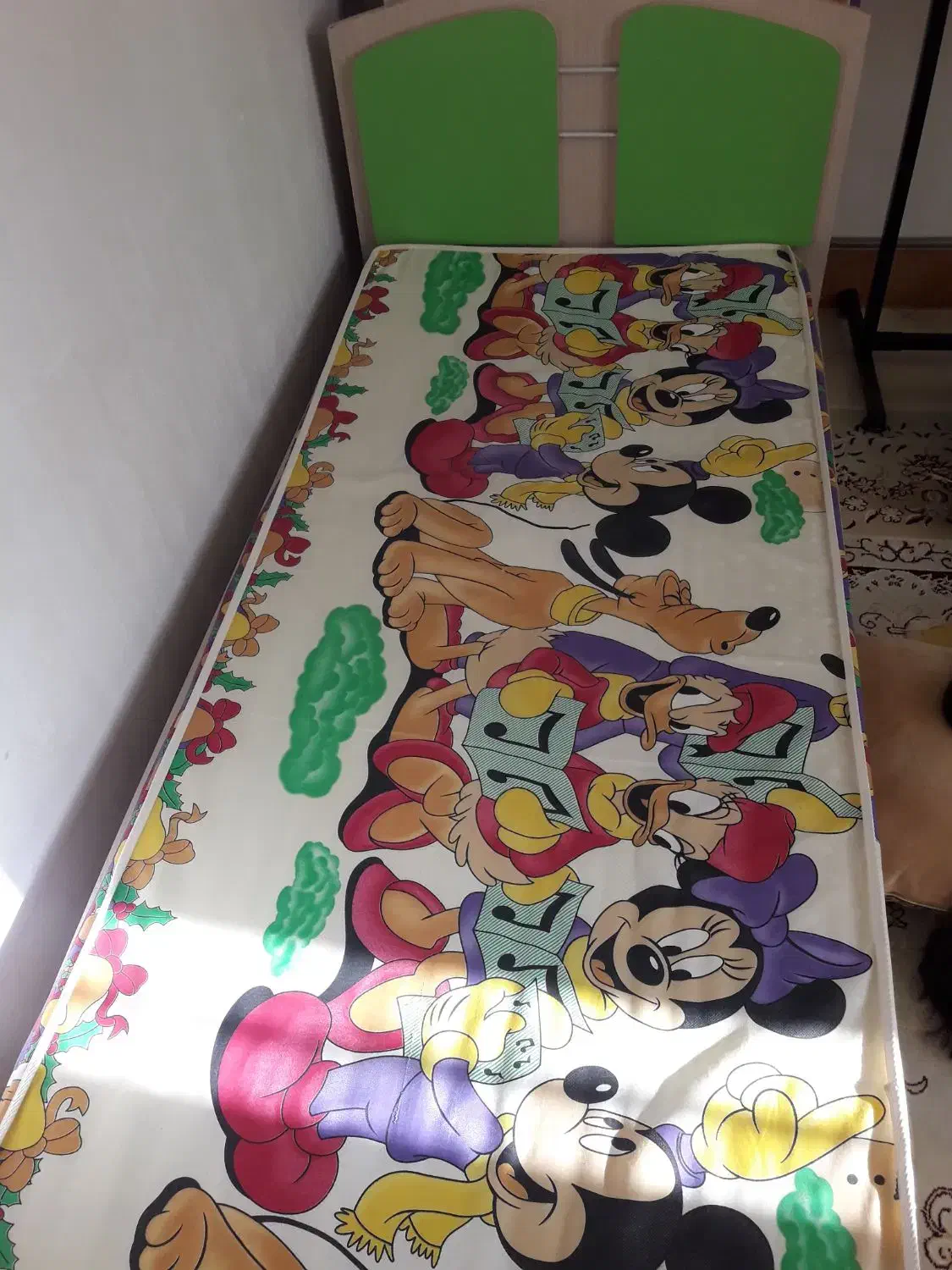 تخت و خوشخواب|تخت و سرویس خواب|شیروان (خراسان), |دیوار