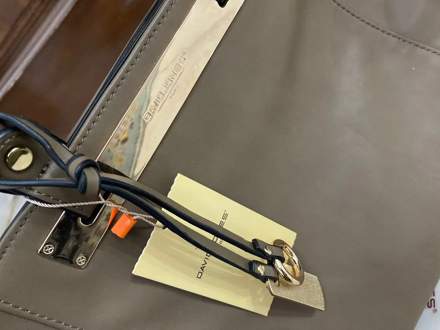 کیف خارجی دیوید جونز کاملانو و دوعدد کیف چرم طبیعی|کیف، کفش، کمربند|تهران, سوهانک|دیوار