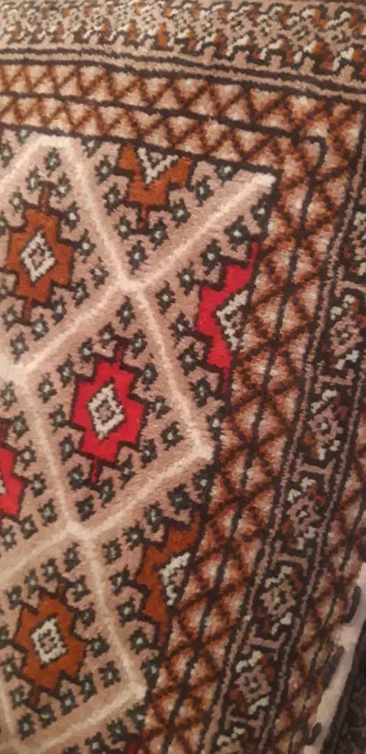 پشتی رنگ کرم|پشتی|تبریز, |دیوار