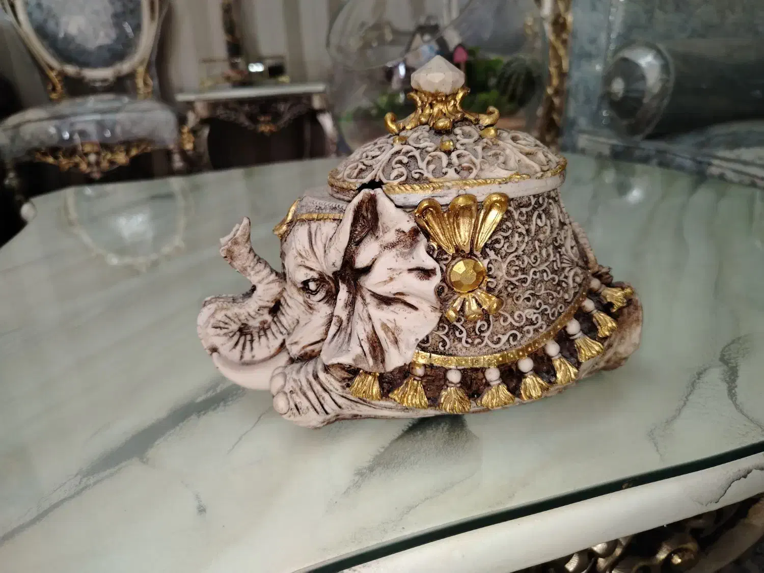 پلی استر|مجسمه، تندیس، ماکت|اصفهان, فرودگاه|دیوار