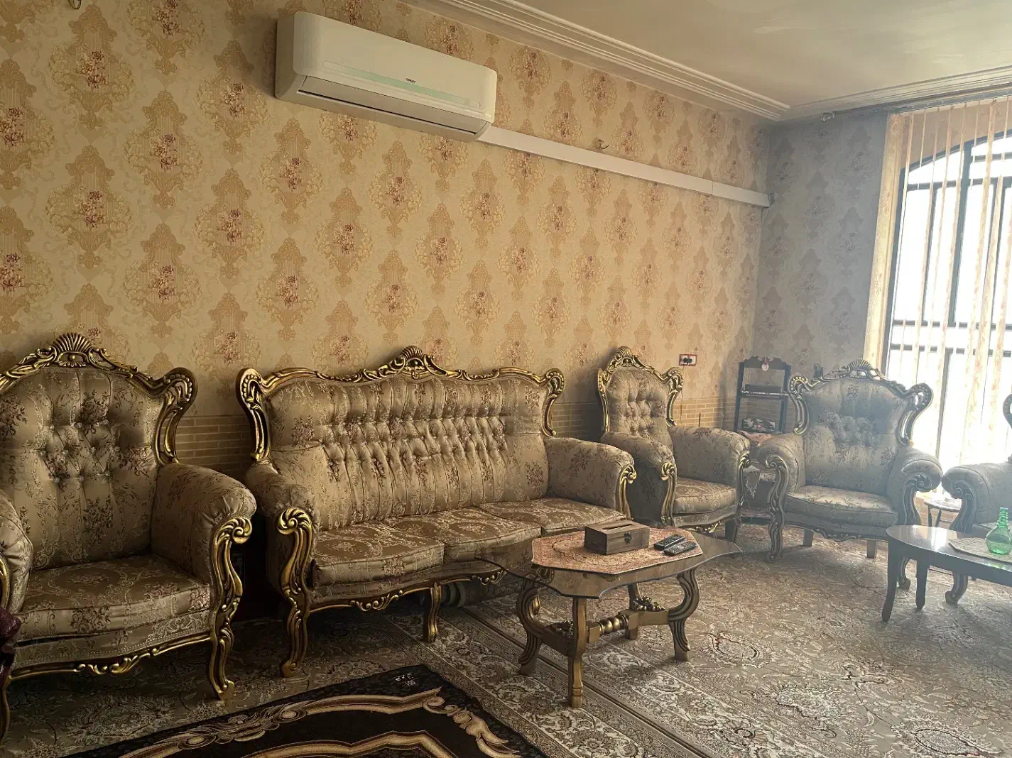 مبل سلطنتی ۹ نفره|مبلمان خانگی و میز عسلی|شیراز, مسلم|دیوار