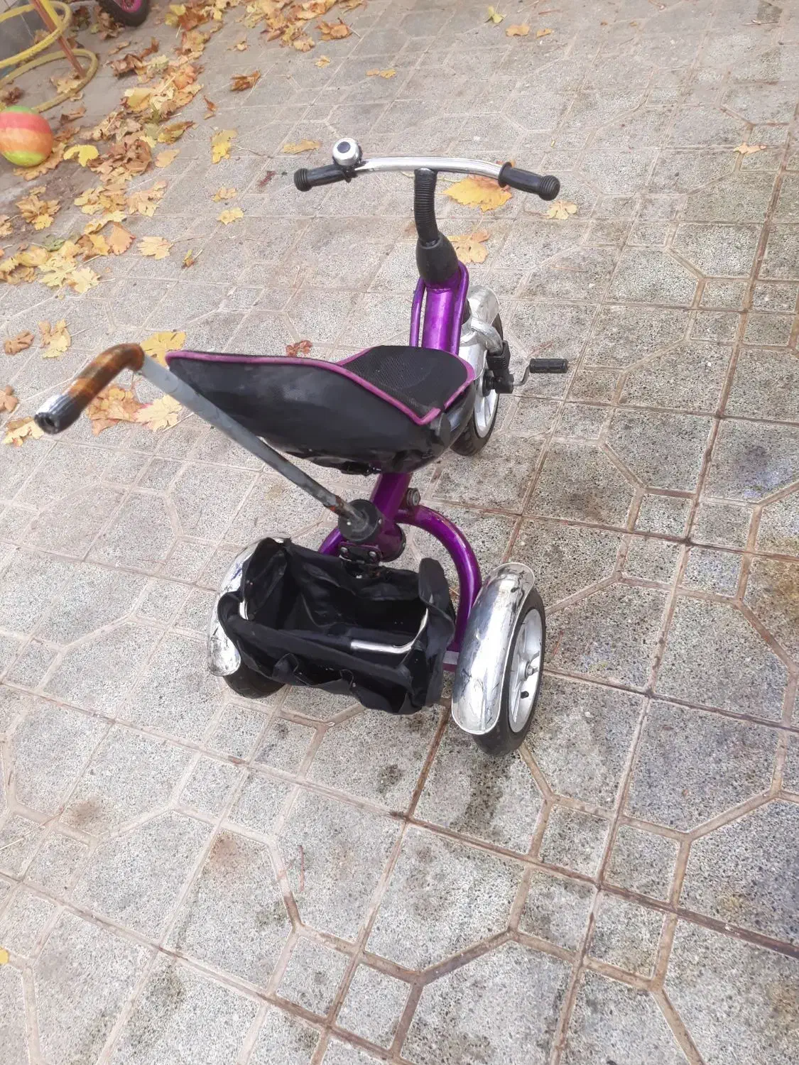 سه چرخه|اسباب‌بازی بچه|زنجان, |دیوار