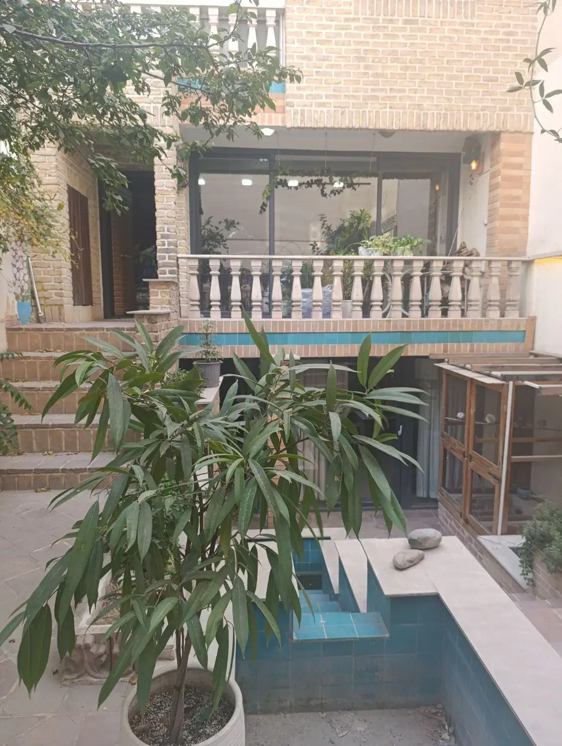 رهن خانه ویلایی ۳۲۰ متری در دل امیرآباد