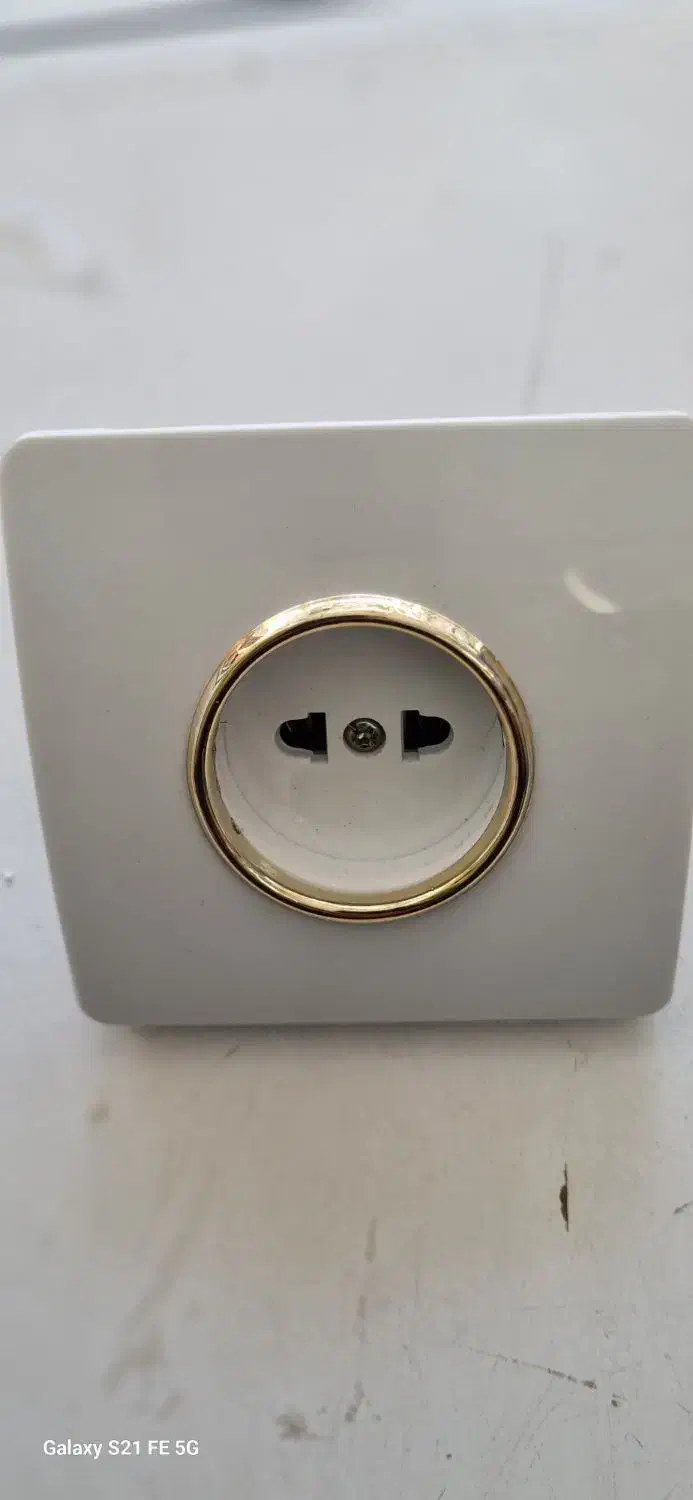 کلید وپریز سفید طللا برند معتبر آسیا الکتریک|مصالح و تجهیزات ساختمان|ملایر, |دیوار