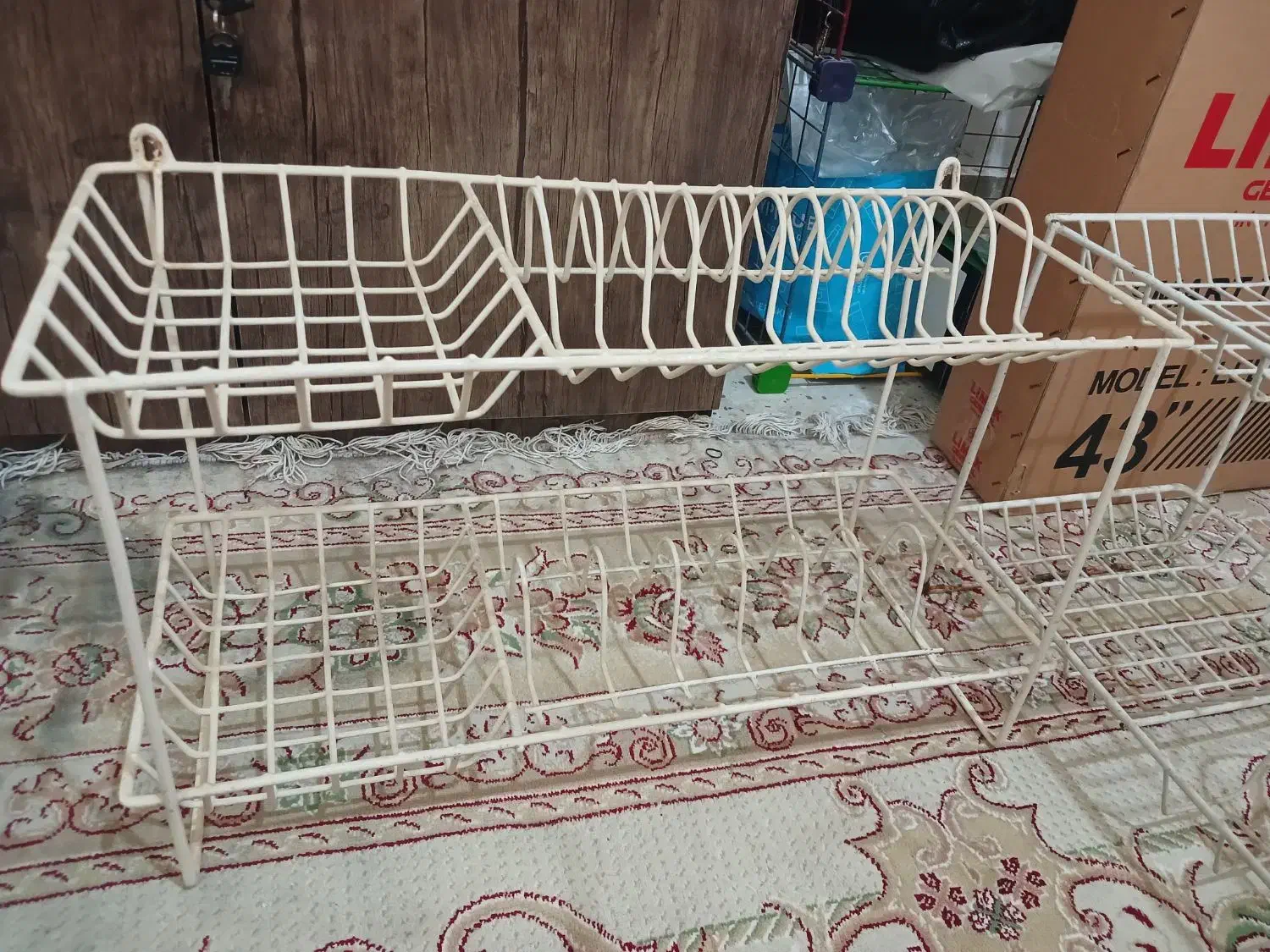 ابچکان|آب‌چکان و نظم‌دهنده ظروف|ایلام, |دیوار