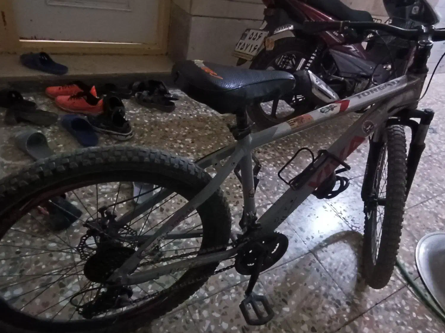 دوچرخه ویوا  26 همراه با قفل چرخ، سرکرمک و روکش ص|دوچرخه، اسکیت، اسکوتر|لردگان, |دیوار