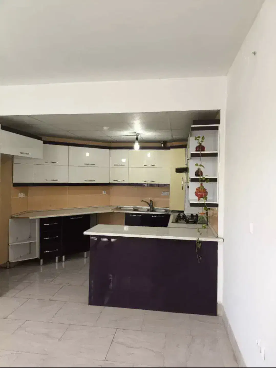 رهن آپارتمان ۱۲۰ متری تاپ لوکیشن صدرا|اجارهٔ آپارتمان|صدرا-فارس, فاز ۱|دیوار