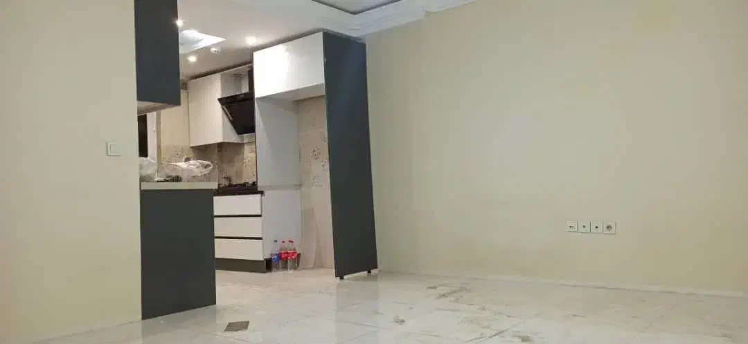 ۴۸م ۱خ ط۳ با پارکینگ منطقه۸خ حیدری ک عشقی