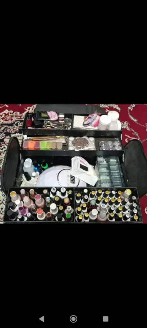 فروش وسایل کاشت ناخن کامل|آرایشگاه و سالنهای زیبایی|شوش, |دیوار