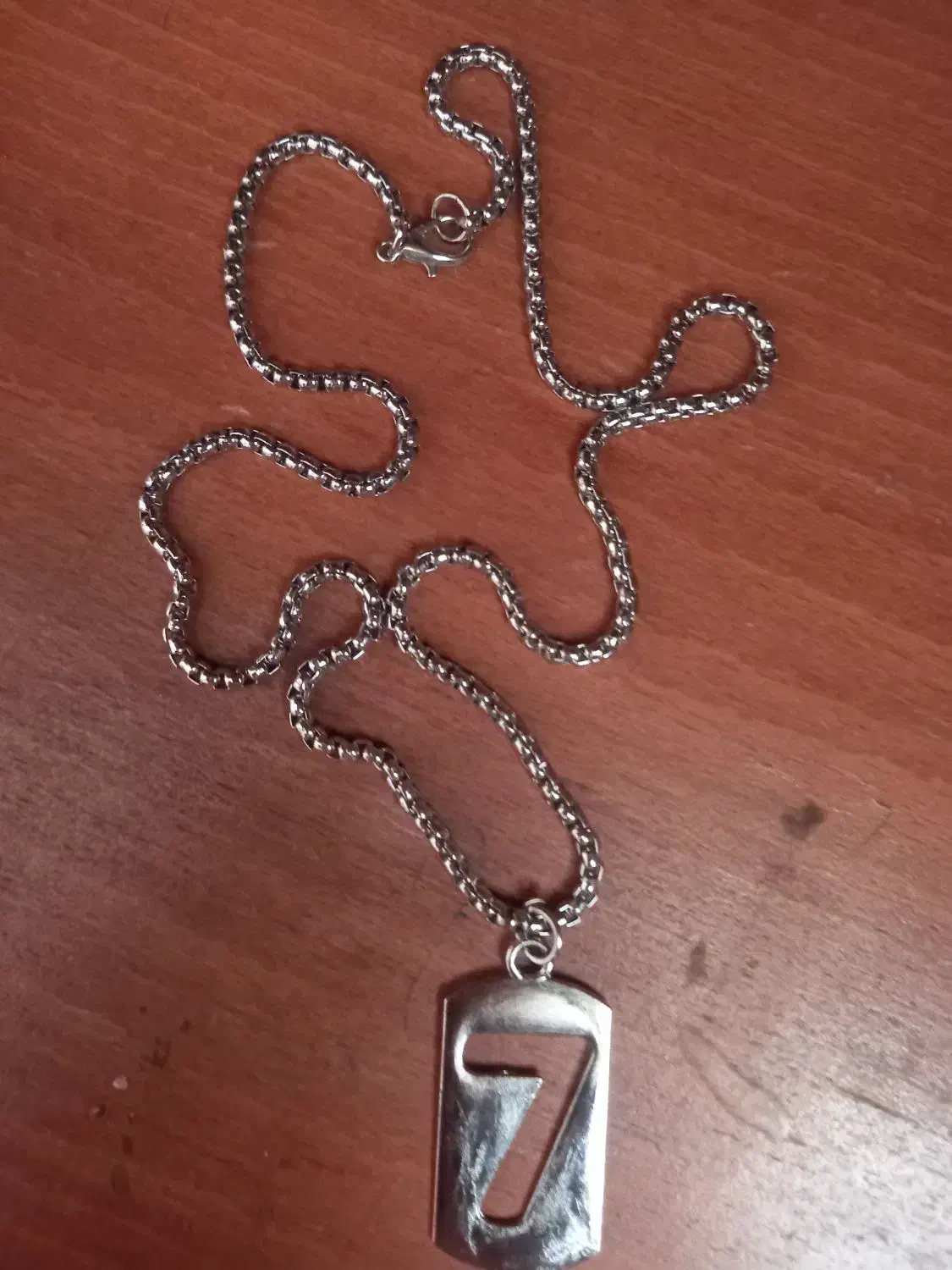 گردنبند|زیورآلات و اکسسوری|قائن, |دیوار