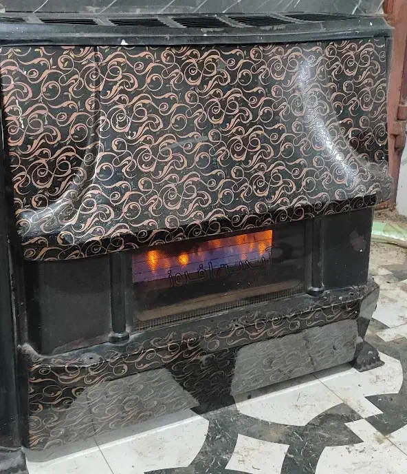 بخاری در حد نو به شرط و گاز پنج شعله و فرش سمساری|بخاری، هیتر، شومینه|سراب, |دیوار