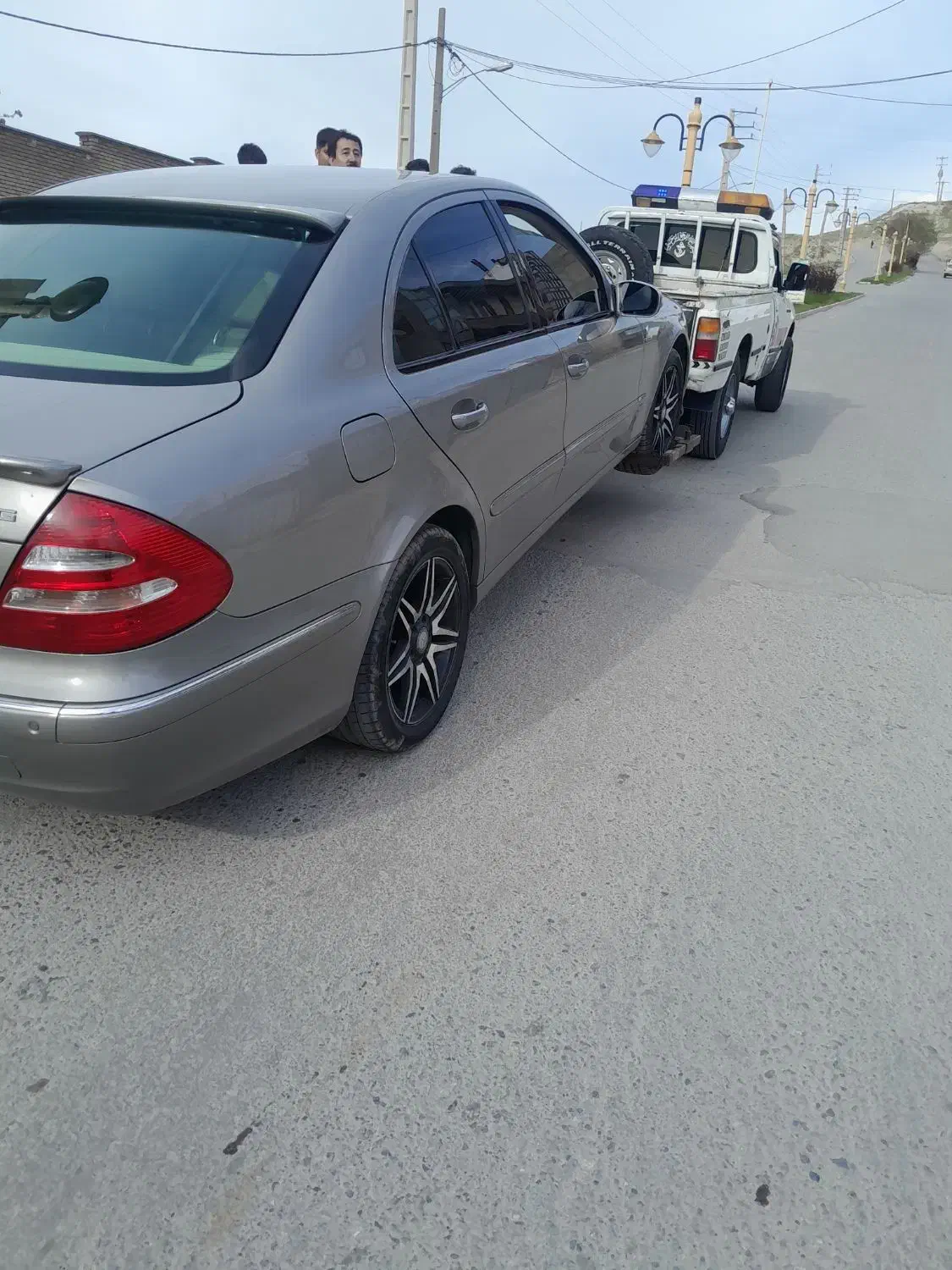 امداد خودرو یدک کش نیسان جرثقیل یدکش ساکی|خدمات حمل و نقل|خرمآباد, |دیوار