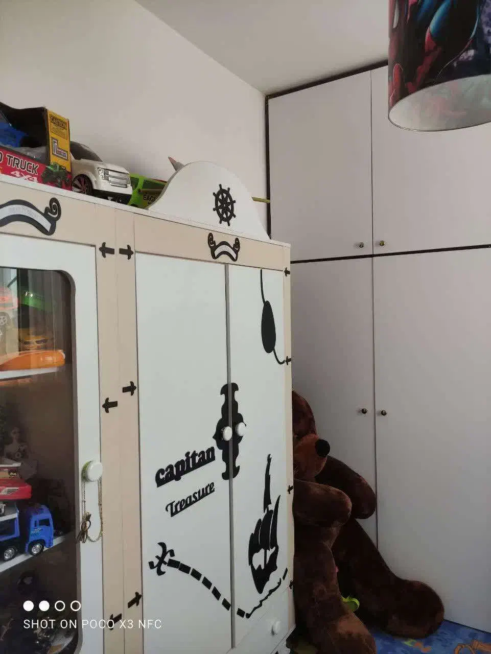 وسایل سیمونی|تخت و سرویس خواب|هشتگرد, شهرک راه آهن|دیوار