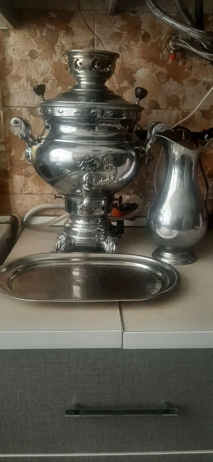 سماور گازی همراه پارچ و سینی|سماور، چایساز، قهوهساز|قرچک, شهرک طلائیه|دیوار