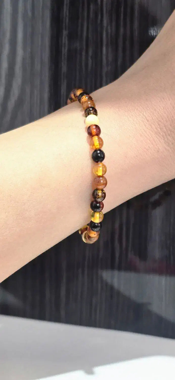 دست بند زنانه کهربا عقیق یاقوت زمرد زبرجد|جواهرات|تهران, دهم فروردین|دیوار