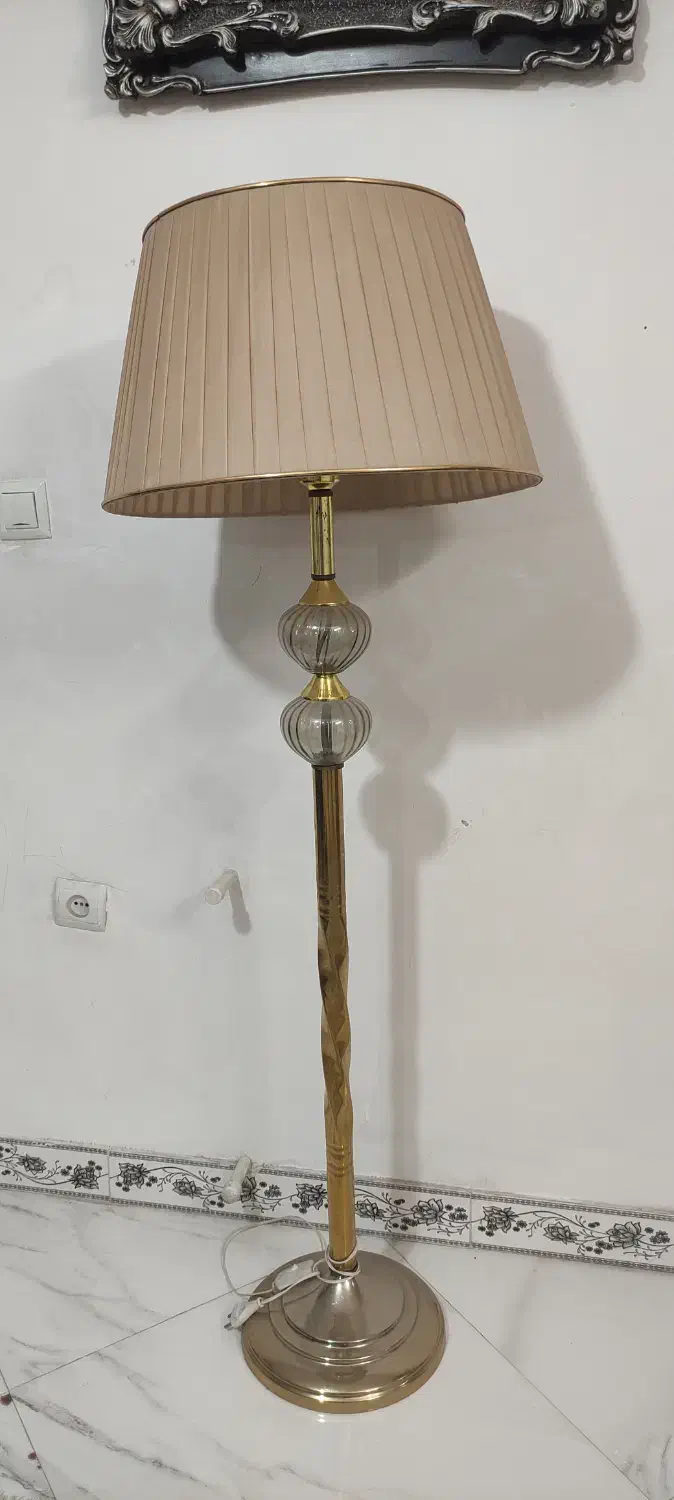 آباژور ایستاده|چراغ خواب و آباژور|پاکدشت, پاکدشت (مامازند)|دیوار