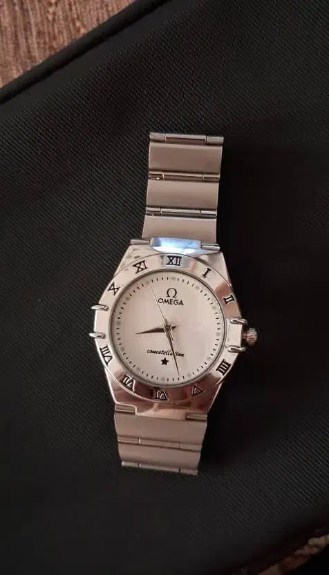 ساعت مچی امگا|ساعت|قم, شاه ابراهیم|دیوار