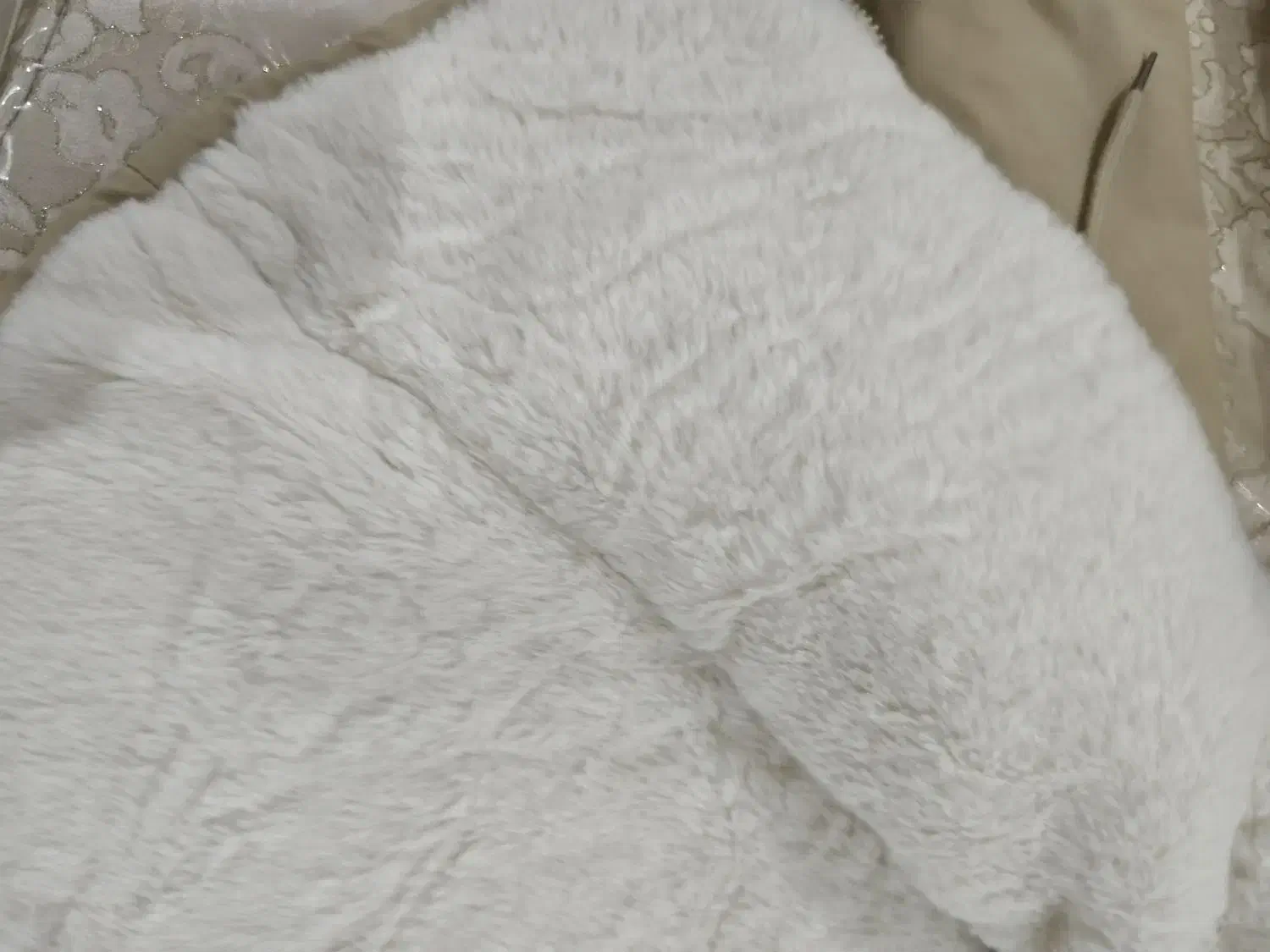 کاپشن دخترانه داخل خز درحد نو|کفش و لباس بچه|مشهد, توس (بلوار توس)|دیوار