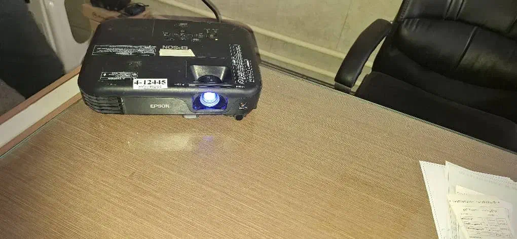 دیتا ویدئو پروژکتور کیفیت ال سالم سالم|تلویزیون و پروژکتور|مشهد, موعود|دیوار