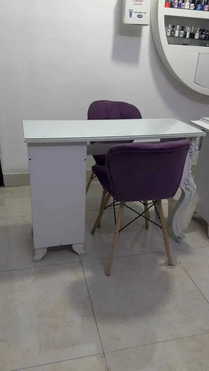 فروش تجهیزات کامل سالن زیبایی در حد نو|مبلمان اداری|گلستان (تهران), |دیوار