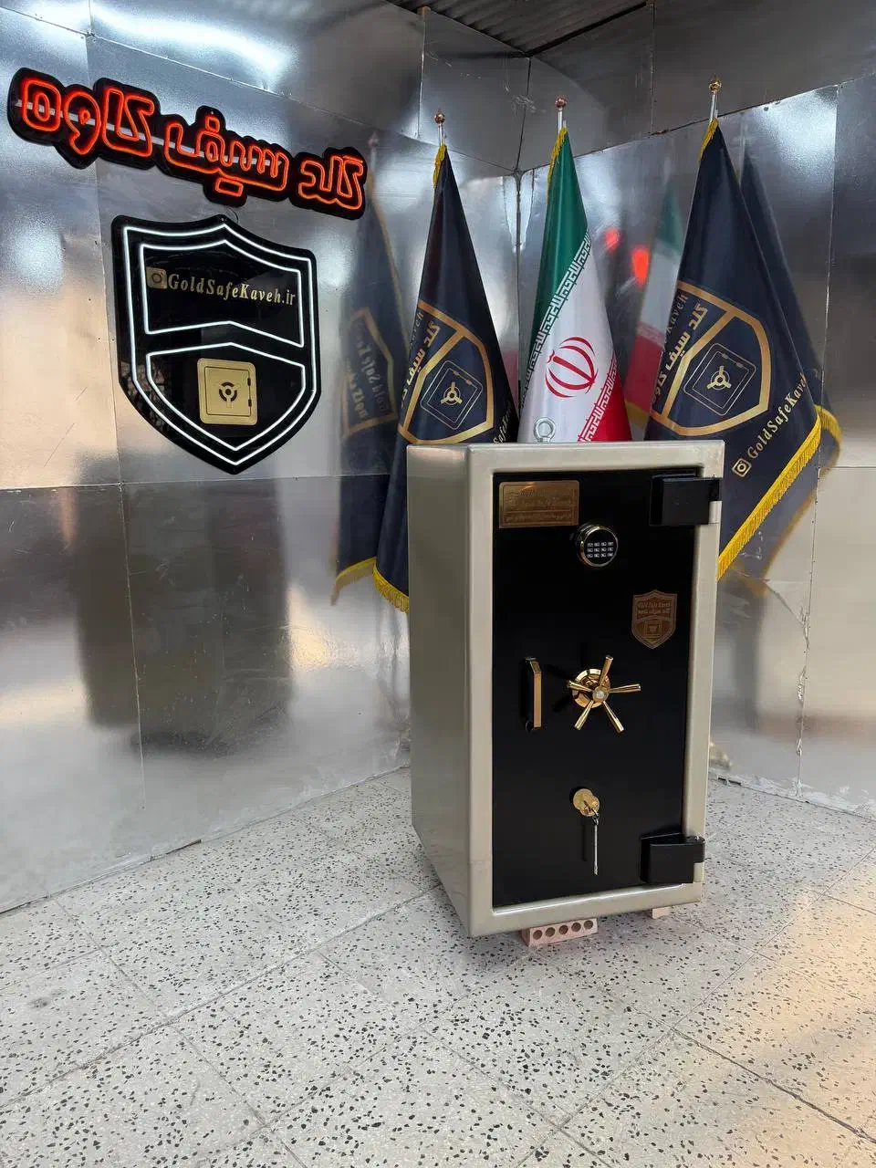 گاوصندوق جا اسلحه ایستاده مدل 7500|ابزارآلات|پاکدشت, پاکدشت (مامازند)|دیوار