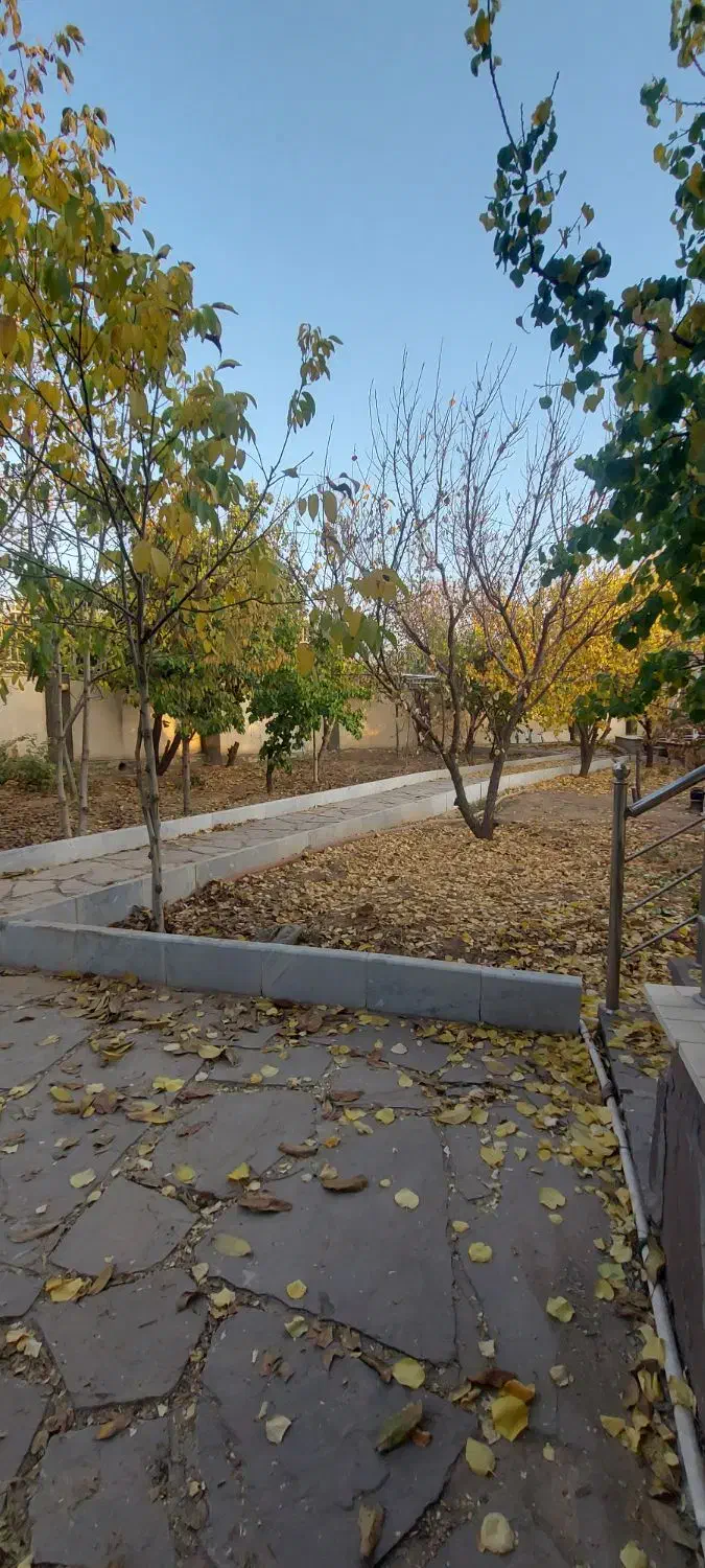۵۰۰ متر باغ با کنتور اب و برق و گاز|فروش خانه و ویلا|آبسرد, |دیوار
