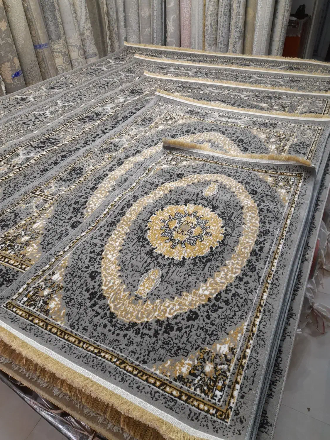 ست ۵تیکه فرش|فرش|گلبهار, شهر جدید گلبهار|دیوار