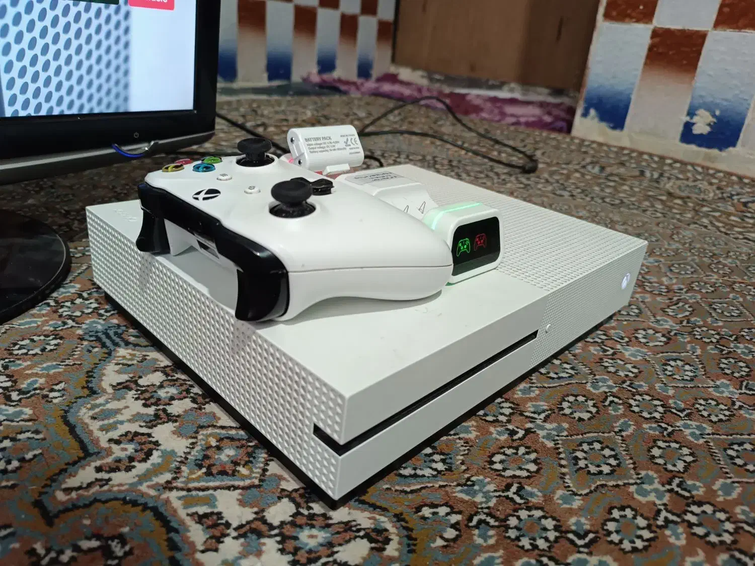 Xbox one s 500 gig|کنسول، بازی ویدئویی و آنلاین|آبیک, |دیوار