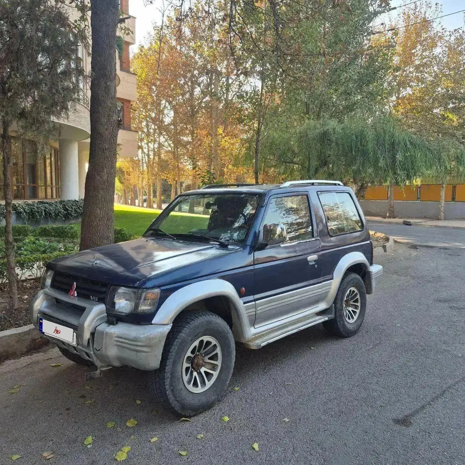 پاجرو دو در ۶ سیلندر اتومات عمانی 93|خودرو سواری و وانت|تهران, گلستان (شهرک راه آهن)|دیوار