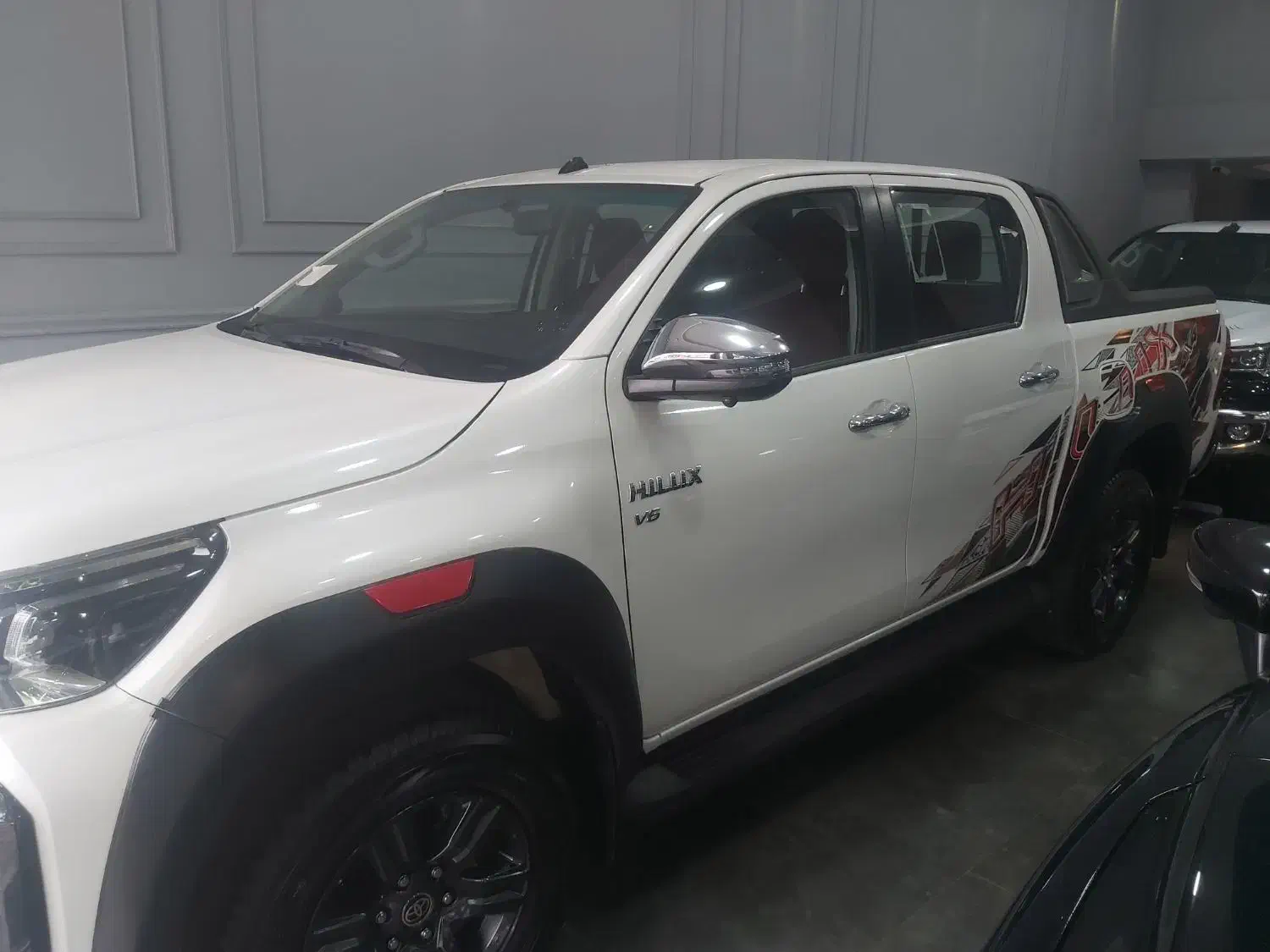 هایلوکس ۶سیلندر|خودرو سواری و وانت|رشت, انصاری|دیوار